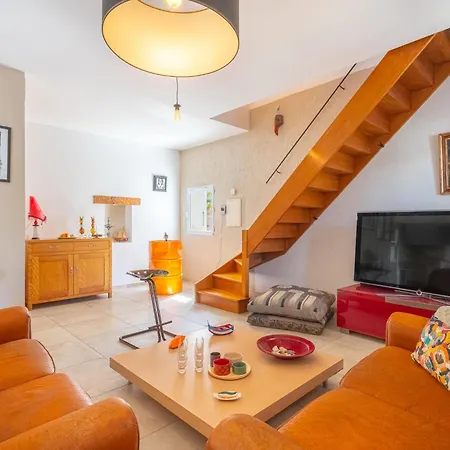 Holiday home La Maison Du Port By Interhome Le Brusc