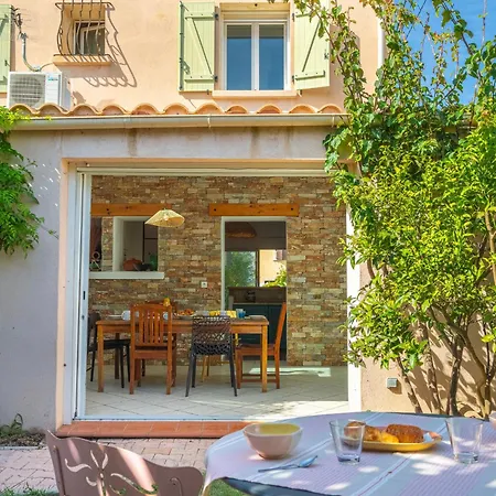 Holiday home La Maison Du Port By Interhome *